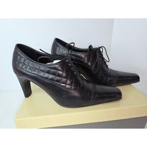 Casual Corner Black Leather Quilted Lace Up Oxford Heels Made in Italy 7M
366